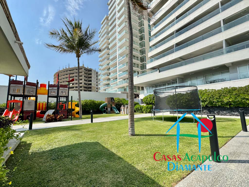 Bayam Residences - Juegos infantiles 4